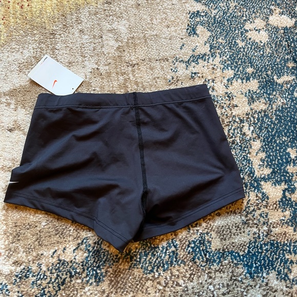 Nike spandex dri-fit shorts XS - Picture 2 of 3